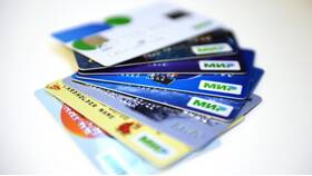 Как происходит оформление дебетовой карты в Колеса даром
